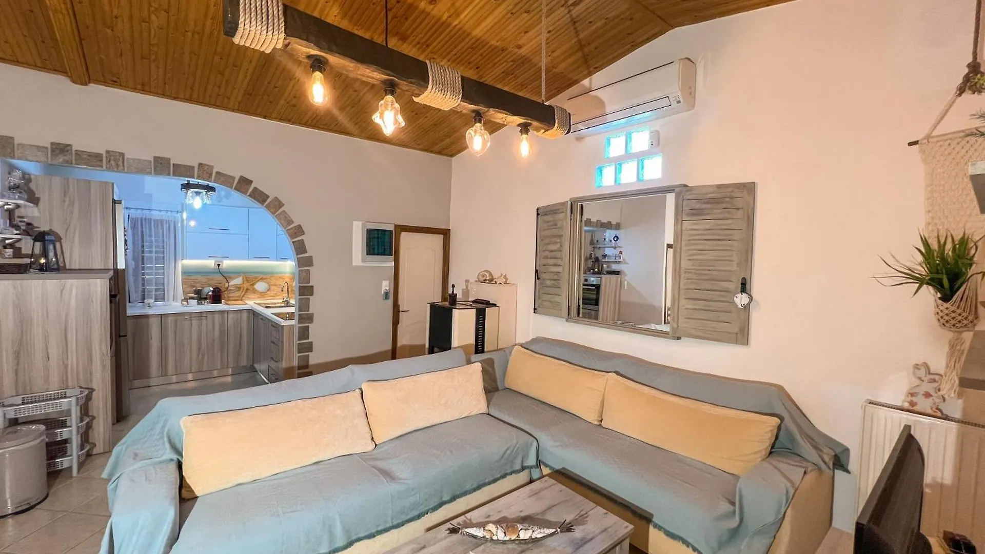 Holiday home Potidaia Elegant Summer House Nea Poteidaia