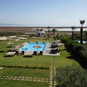 Flamingo View & Ξενοδοχείο με διαμερίσματα